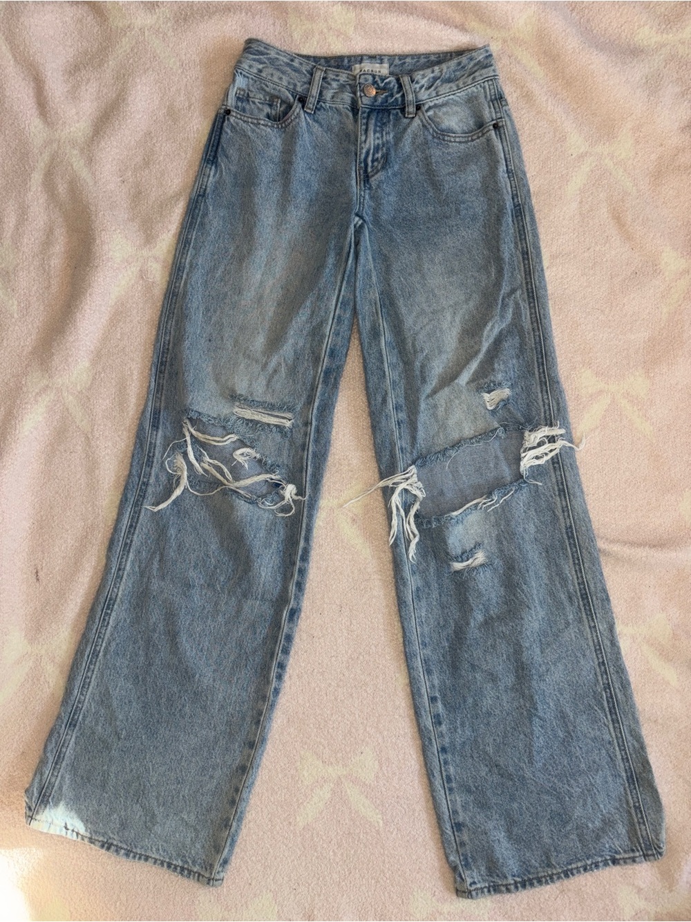 Pacsun Low Rise Distressed Wide-Leg Jeans - Light Blue